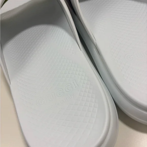 Gucci Men Size Web Slide - Picture 9 of 9